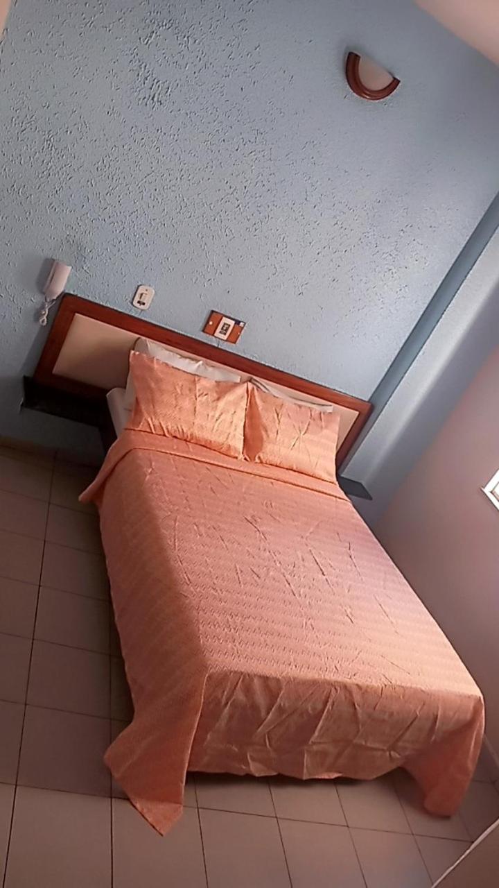 Hotel Fenix 萨尔瓦多 外观 照片